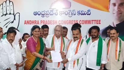 కాంగ్రెస్ టికెట్ ఆశించినా కాసులు చెల్లించాల్సిందే... ఎంపీకైతే ఓ లెక్క, ఎమ్మెల్యేకైతే మరో లెక్క