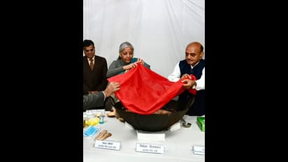 Union Budget 2024 : మధ్యంతర బడ్జెట్ ను తయారు చేసింది వీళ్లే... ఇప్పుడెక్కడున్నారంటే... 