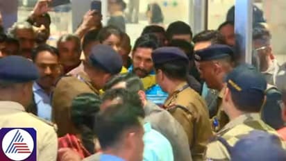 Ram Lalla idol sculptor Arun Yogiraj returns from Ayodhya to hero's welcome at Bengaluru airport (WATCH)