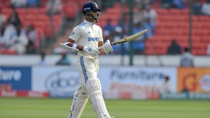 രണ്ടാം ദിനം ആദ്യ ഓവറിലെ ജയ്സ്വാൾ പുറത്ത്, ഭാഗ്യം കൊണ്ട് രക്ഷപ്പെട്ട് ഗില്; മികച്ച ലീഡിനായി പൊരുതി ഇന്ത്യ