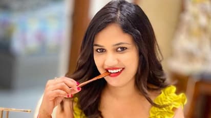 దొంగతనం చేస్తూ దొరికి పోయిన అరియనా... వీడియో వైరల్!