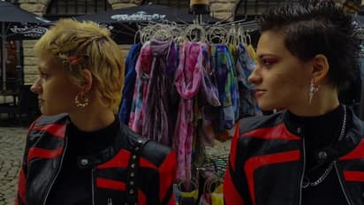 ಹುಟ್ಟಿದ ಮರುಕ್ಷಣವೇ ಮಾರಾಟ, 19 ವರ್ಷದ ಬಳಿಕ ಟಿಕ್‌ಟಾಕ್‌ನಿಂದ ಒಂದಾದ ಟ್ವಿನ್ಸ್!