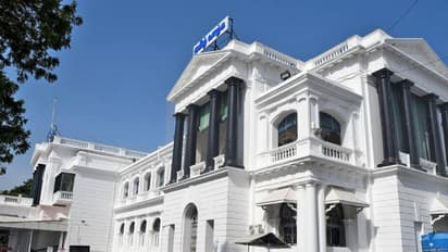 புதிய ஆட்சியர்கள் நியமனம்.. 12 IAS அதிகாரிகள் இடமாற்றம் - தமிழக அரசு வெளியிட்ட அதிரடி உத்தரவு - முழு விவரம்!