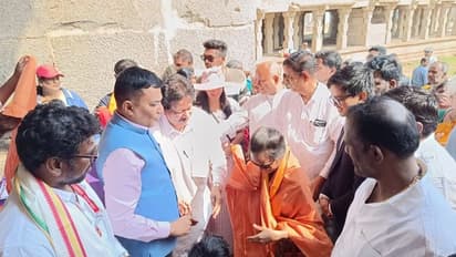 ಹೊಸಪೇಟೆ: ಹಂಪಿಯಲ್ಲಿ ದೇವರ ದರ್ಶನಕ್ಕೂ ಬಂತು ಡ್ರೆಸ್ ಕೋಡ್..!