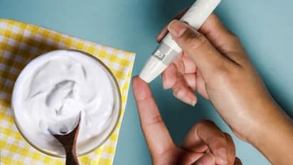 പ്രമേഹമുള്ളവർ തൈരും ഈ രണ്ട് ഭക്ഷണങ്ങളും ഒഴിവാക്കുക; കാരണം...