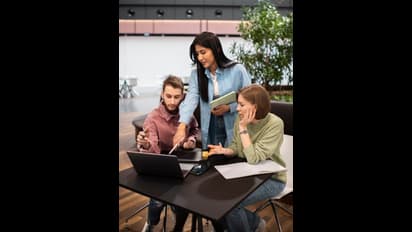 ಪ್ರತಿ 2-3 ವರ್ಷಗಳಿಗೊಮ್ಮೆ ಉದ್ಯೋಗ ಬದಲಾಯಿಸುತ್ತಲೇ ಇರಬೇಕಂತೆ!