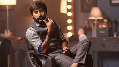 சக்கைபோடு போடும் சிங்கப்பூர் சலூன்.. எமோஷனல் ஹீரோவாக மாறியுள்ள ஆர்.ஜே.பாலாஜி - வெளியான அவர் சம்பள விவரம்!