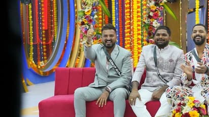 ಸೊಳ್ಳೆ ಗುಯ್ಯಾ ಅನ್ನುತ್ತೆ, ಮೈಕ್‌ ಸಿಕ್ಕಿದೆ ಎಂತ ಏನೋ ಹೇಳ್ಬಾರ್ದು; ಟಾಂಗ್‌ ಕೊಟ್ಟು ತೊಡೆ ತಟ್ಟಿದ ವರ್ತೂರ್ ಸಂತೋಷ್!