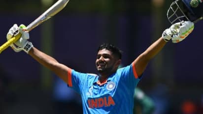 Under 19 World Cup: సెంచరీతో చెలరేగిన టీమిండియా యంగ్స్టర్ ముషీర్ ఖాన్..