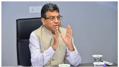 ಬಿಬಿಎಂಪಿ ವ್ಯಾಪ್ತಿಯಲ್ಲಿ ಬರುವ ವಾಣಿಜ್ಯ ಮಳಿಗೆಗಳಿಗೆ ಕನ್ನಡ ನಾಮಫಲಕ ಖಡ್ಡಾಯಕ್ಕೆ ಸೂಚನೆ