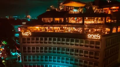 ಹೀಗಿದೆ ನೋಡಿ ವಿರಾಟ್ ಕೊಹ್ಲಿಯ ಬೆಂಗಳೂರಿನ ರೆಸ್ಟೋರೆಂಟ್ One8 ಕಮ್ಯೂನ್‌ ಒಳಾಂಗಣ 