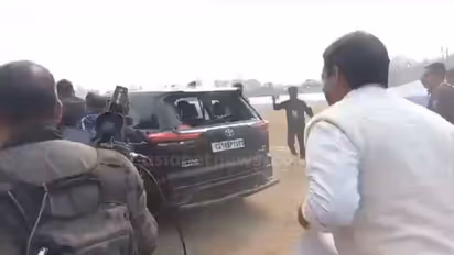 രാഹുൽ ഗാന്ധിയുടെ കാറിന്റെ ചില്ല് തകര്‍ന്നു; കല്ല് കൊണ്ട് കുത്തിപ്പൊട്ടിച്ചതെന്ന ആരോപണം പിൻവലിച്ചു