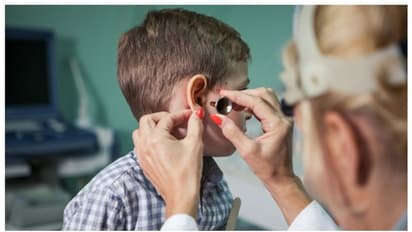 குழந்தைகளை பாதிக்கும் குளிர்கால காது வலி.. எப்படி தடுப்பது?