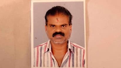 മദ്യം വാങ്ങാൻ പണം നൽകിയില്ല; സ്വർണ്ണപണിക്കാരനെ ഇഷ്ടിക കൊണ്ട് തലയ്ക്ക് അടിച്ച് കൊന്നു, ഉണ്ണിക്കുട്ടൻ അറസ്റ്റിൽ