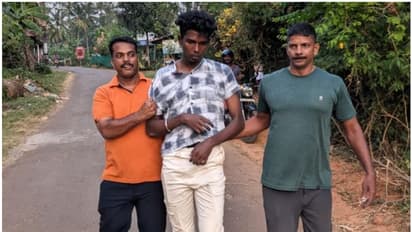 മതിലും ചാടി പറക്കാൻ നോക്കി, അൽപ്പം വലഞ്ഞെങ്കിലും പ്രതിയെ കുരുക്കി പൊലീസ്; അറസ്റ്റ് വധശ്രമക്കേസിൽ