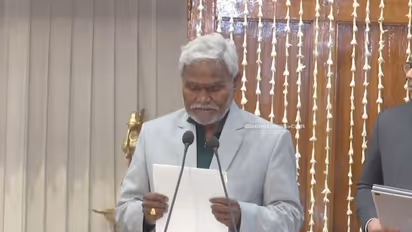 Champai Soren resigns as Jharkhand Chief Minister, Hemant Soren to become CM again