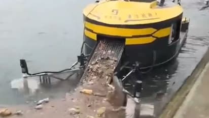  ನದಿ ಸ್ವಚ್ಛಗೊಳಿಸುವ ಈ ಯಂತ್ರ ರೆಡಿ ಮಾಡೋರಿದ್ದೀರಾ: ಇನ್‌ವೆಸ್ಟ್‌ ಮಾಡ್ತಾರಂತೆ ಆನಂದ್ ಮಹೀಂದ್ರಾ