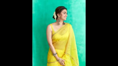 ಯೆಲ್ಲೋ ಸೀರೆಯಲ್ಲಿ ಕಂಗೊಳಿಸಿದ ಮಹಾನಟಿ ಕೀರ್ತಿ: ಅಬ್ಬಬ್ಬಾ ಎಷ್ಟೊಂದು ಕ್ಯೂಟ್ ಇವರು ಎಂದ ಫ್ಯಾನ್ಸ್‌!