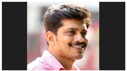 എം വി നിഷാന്തിന് മീഡിയ അക്കാദമി ഫെലോഷിപ്പ്