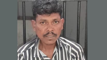 ആലുവയിൽ കല്ലേറ് നടത്തി, തടയാനെത്തിയ പൊലീസുകാരന്റെ തലയടിച്ചു പൊളിച്ചു, പ്രതി റിമാൻഡിൽ