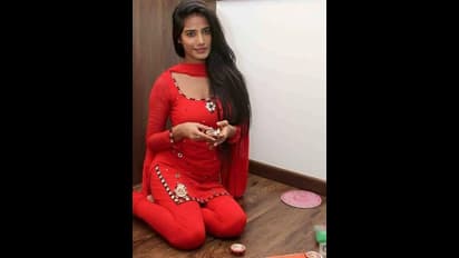 ಉದ್ದೇಶ ಒಳ್ಳೆಯದು, ಆದ್ರೆ ದಾರಿ ಸರಿಯಿಲ್ಲ; ಪೂನಂ ಪಾಂಡೆ ತುಂಟಾಟಕ್ಕೆ ಜನ ಫುಲ್ ಗರಂ..!