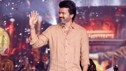 "ஜோசப் விஜய்.. களத்தில் சந்திப்போம்".. தளபதியின் அரசியல் வருகை - வாழ்த்து சொன்ன பிரபலத்தின் ட்வீட் வைரல்!