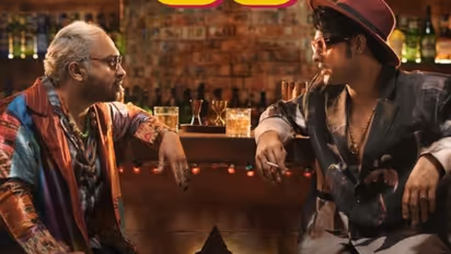 നിർമാണം മൈത്രി മൂവി മേക്കേഴ്സ്, നായിക ഭാവന, പുത്തൻ ഉദയത്തിന് ടൊവിനോ, 'നടികർ' തിരശ്ശീലയിലേക്ക്..