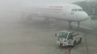 டெல்லி விமான நிலையம்.. ஓடுபாதையில் CAT III தொழில்நுட்பம் அமல்.. இதனால் என்ன நடக்கும்? - முழு விவரம் இதோ!