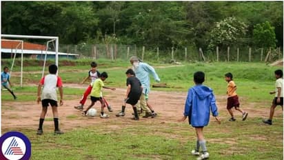 ಟೊಪ್ಪಿಗೆ, ಪೇಟವಿಲ್ಲದ ಸದ್ಗುರು ವಾಸುದೇವ್ ನೋಡಿದ್ದೀರಾ? ಇಲ್ಲಿವೆ ನೋಡಿ ಸರಳತೆಯ ಫೊಟೋಗಳು