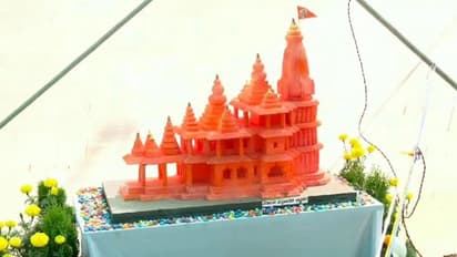 ಚಿತ್ರದುರ್ಗ: ಫಲಪುಷ್ಪ ಪ್ರದರ್ಶನದಲ್ಲಿ ಅರಳಿದ ರಾಮ ಮಂದಿರ..!