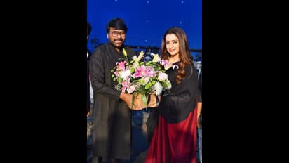 త్రిషకు చిరంజీవి సర్ప్రైజింగ్ గిఫ్ట్... గాల్లో తేలియాడుతున్న స్టార్ లేడీ!