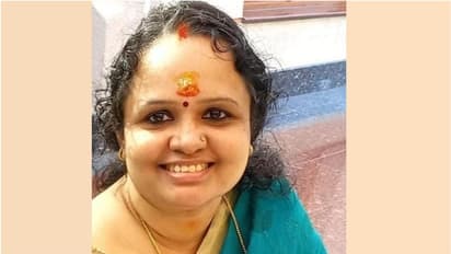 പ്രവാസി മലയാളി വീട്ടമ്മ ഹൃദയാഘാതം മൂലം മരിച്ചു