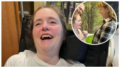 അമ്മ ഒരു തമാശ പറഞ്ഞു; പിന്നാലെ അഞ്ച് വർഷമായി 'കോമ'യില്‍ കിടന്ന മകള്‍ ചിരിച്ചു ! 