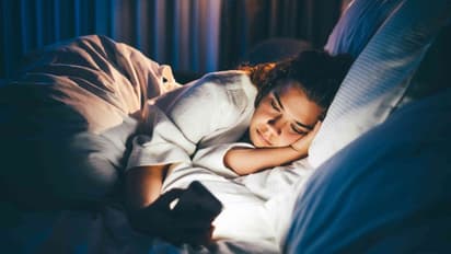 ഉറക്കം ശരിയാകുന്നില്ലേ? രാത്രി കഴിക്കാം ഈ പത്ത് ഭക്ഷണങ്ങള്...