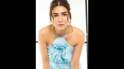 ರೊಮ್ಯಾಂಟಿಕ್ ಸಂಗಾತಿ ಬೇಕು.. ಪರಮಸುಂದರಿ ನಟಿ ಕೃತಿ ಸನೋನ್ ಹುಡುಗನಲ್ಲಿ ಇರಬೇಕಾದ ಕ್ವಾಲಿಟಿಗಳಿವು