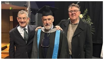 95 -ാം വയസ്സിൽ ബിരുദം; 102 വയസ്സിനുള്ളിൽ ഡോകടറേറ്റ് നേടാനൊരുങ്ങുന്ന അപ്പൂപ്പനെ അറിയാമോ? 