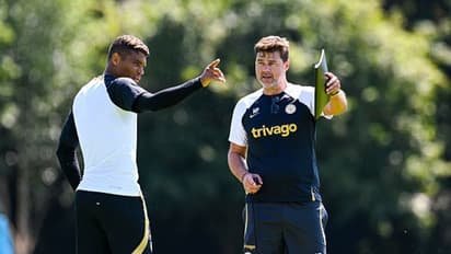 Thiago Silva's wife issues public apology for her outburst aimed at Chelsea manager Pochettino