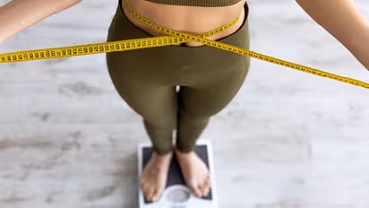 കലോറി കുറഞ്ഞ ഈ ഭക്ഷണങ്ങൾ കഴിക്കൂ, ശരീരഭാരം എളുപ്പം കുറയ്ക്കാം 