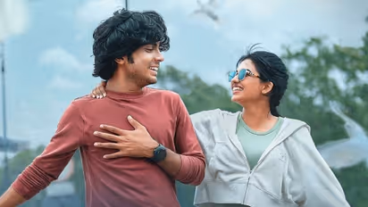 ചിരിപ്പിച്ചിരുത്തും ഈ ലവ് സ്റ്റോറി; 'പ്രേമലു' റിവ്യൂ