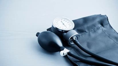 ബിപി കുറയുന്നതിന്‍റെ ഈ ലക്ഷണങ്ങളെ തിരിച്ചറിയാതെ പോകരുത്... 