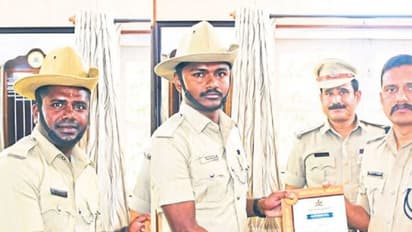 ಕಲಹದಿಂದ ಬೇಸತ್ತ ಮಹಿಳೆ ನೇಣಿಗೆ ಯತ್ನ: ಬಾಗಿಲು ಒಡೆದು ಮಹಿಳೆ ರಕ್ಷಣೆ ಮಾಡಿದ ಪೊಲೀಸರು, ಎಸ್ಪಿ ಮೆಚ್ಚುಗೆ!