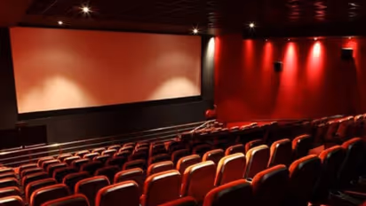 അവിശ്വസനീയം, റിലീസായി 30 ദിവസങ്ങള്‍ക്ക് ശേഷവും 300 സെന്ററുകളില്‍, നേടിയത് 300 കോടിയിലധികം