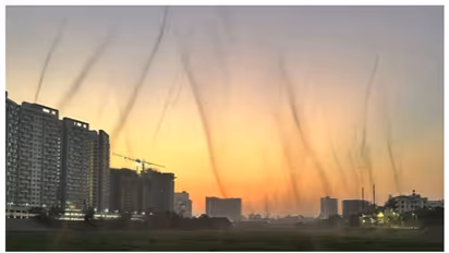 ಅಯ್ಯಬ್ಬೋ! ಪುಣೆಯಲ್ಲಿ ಸೊಳ್ಳೆಗಳ ಸುಂಟರಗಾಳಿ; ಇಲ್ಲಿದೆ ವಿಡಿಯೋ