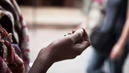 45 ദിവസം കൊണ്ട് യാചിച്ച് നേടിയത് 2.5 ലക്ഷം രൂപ, വർഷത്തിൽ നേടുന്നത് 20 ലക്ഷം, വീട്, ഭൂമി, കാർ...