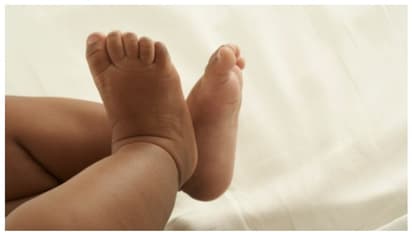 തൊട്ടിലെന്ന് കരുതി അമ്മ കുഞ്ഞിനെ 'ഓവനി'ല്‍ വച്ചു; ഒരു മാസം പ്രായമായ കുഞ്ഞിന് ദാരുണാന്ത്യം !