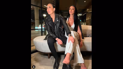 ಹುಡುಗಿ ಮದ್ವೆಯಾದ ಹುಡುಗಿ.. ಮಾಡೆಲ್ ಜೊತೆ ಹಸೆಮಣೆ ಏರಿದ WWE Star ಡೇರಿಯಾ ಬೆರೆನಾಟೊ