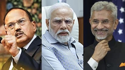 ಸಾವಿನ ಕುಣಿಕೆಯಿಂದ 8 ಮಂದಿ ಪಾರಾಗಿದ್ದು ಹೇಗೆ, ಮೋದಿ-ಧೋವಲ್‌-ಜೈಶಂಕರ್‌ ರೆಡಿ ಮಾಡಿದ್ರು ಪ್ಲ್ಯಾನ್‌ A & B!