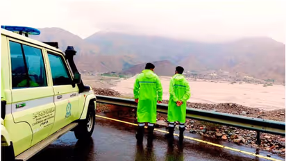 കനത്ത മഴ; ഒമാനിൽ ഒഴുക്കിൽപ്പെട്ട 3 കുട്ടികളിൽ 2 പേരുടെ മൃതദേഹം കിട്ടി, ഒരാൾക്കായി തിരച്ചിൽ തുടരുന്നു