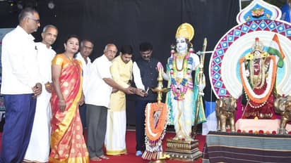 ಮಕ್ಕಳಲ್ಲಿ ದೇಶಾಭಿಮಾನ ಬಿತ್ತಬೇಕು: ಆದರ್ಶ ಗೋಖಲೆ