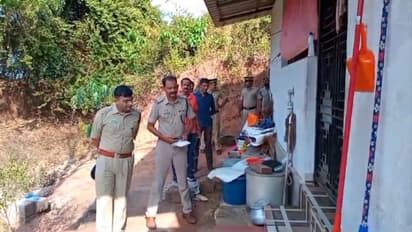 വീട് കത്തിക്കാനുള്ള ശ്രമം, സർജിക്കൽ ബ്ലേഡുകൊണ്ട് വെട്ടി, കണ്ണൂരിൽ പാതിരാത്രിയിൽ കുടുംബത്തിന് നേരെ ആക്രമണം